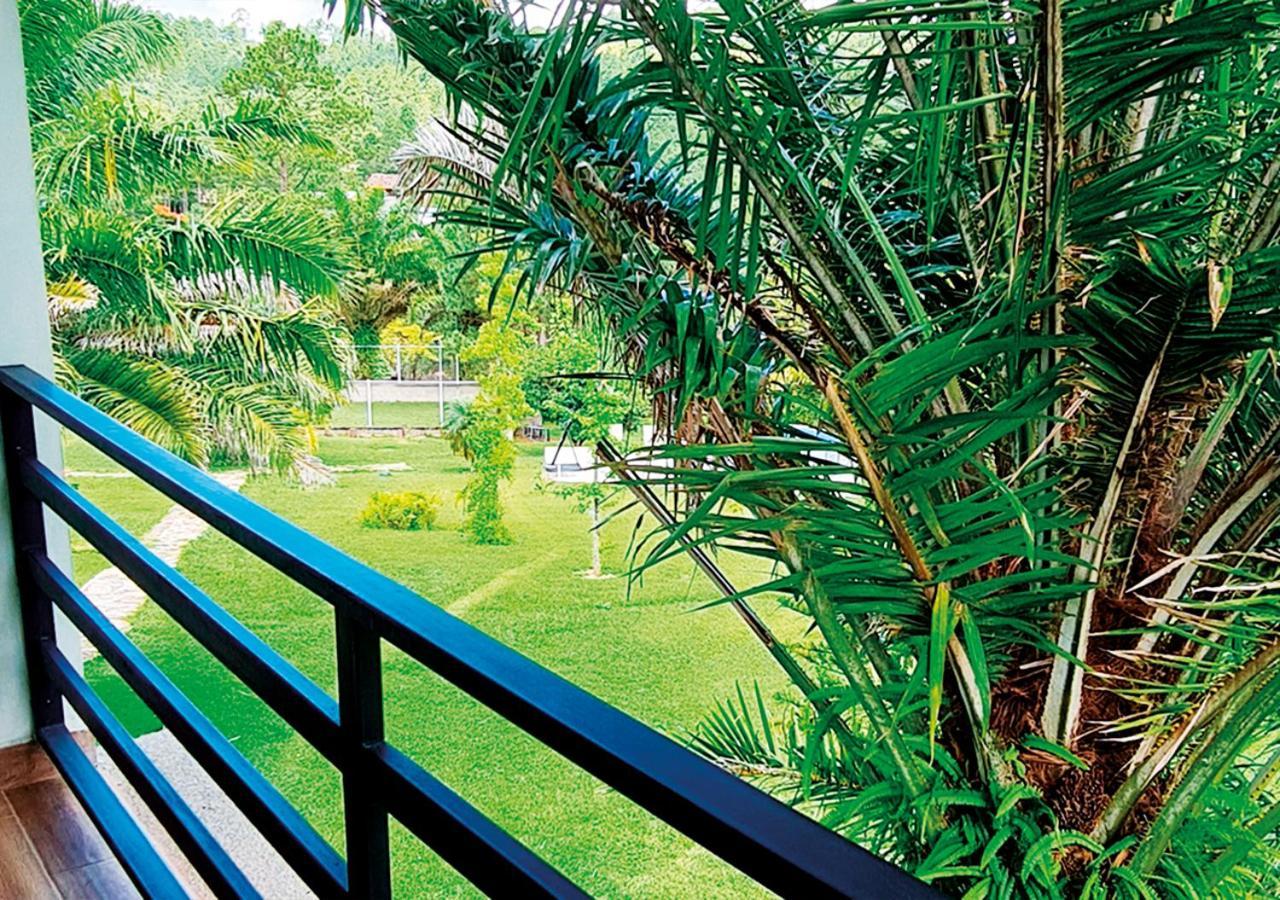 Hotel Cocoview, Bar & Restaurante Valle de Angeles Exterior photo